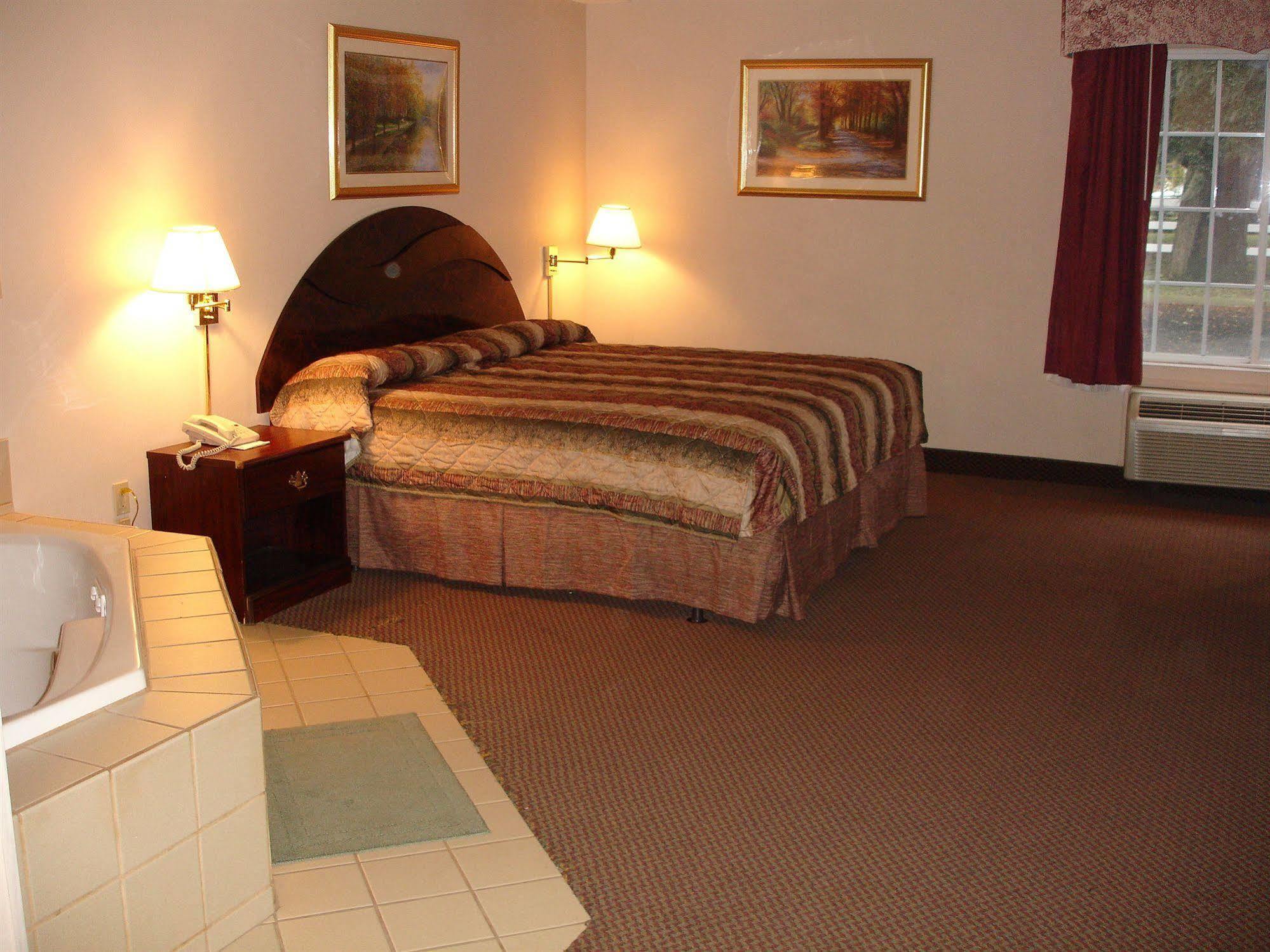 Quality Inn Kingstree Room photo